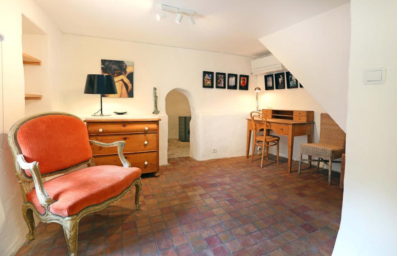 La Petite Maison De Gordes 2 Nuits Minimum Eksteriør billede